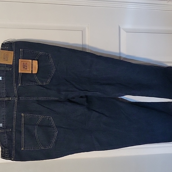 NWT Liberty Blues Denim Goods Relaxed Fit Straight Leg Side Elastic Jeans - Picture 6 of 9